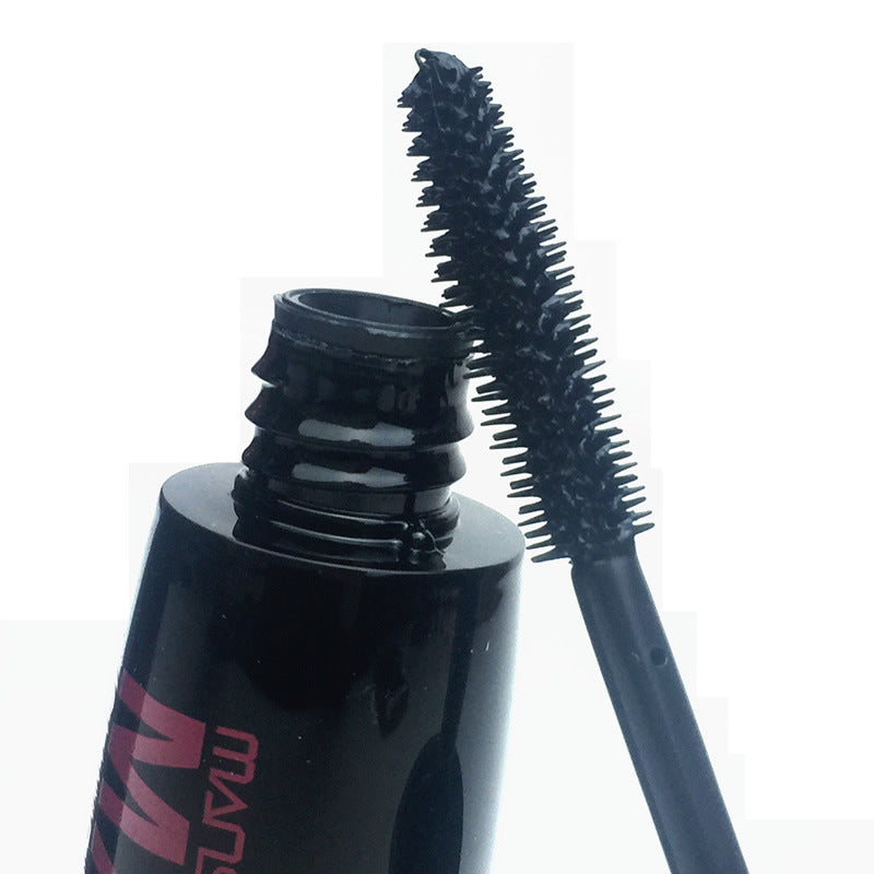 Curling Mascara for Thick, Dramatic Lashes
