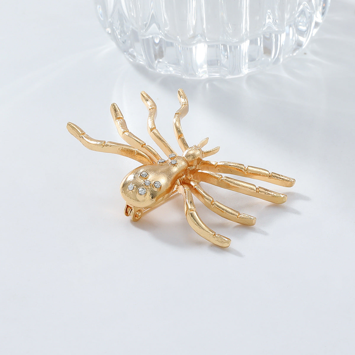 Exaggerated Alloy Gold Spider Pendant Necklace